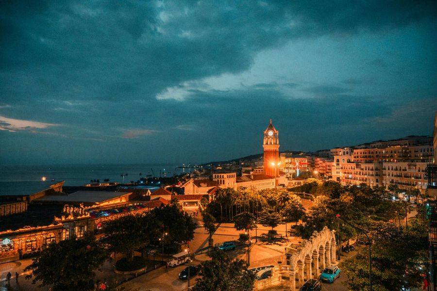La saison des pluies (mai - octobre)  Phu Quoc verdoyante et paisible